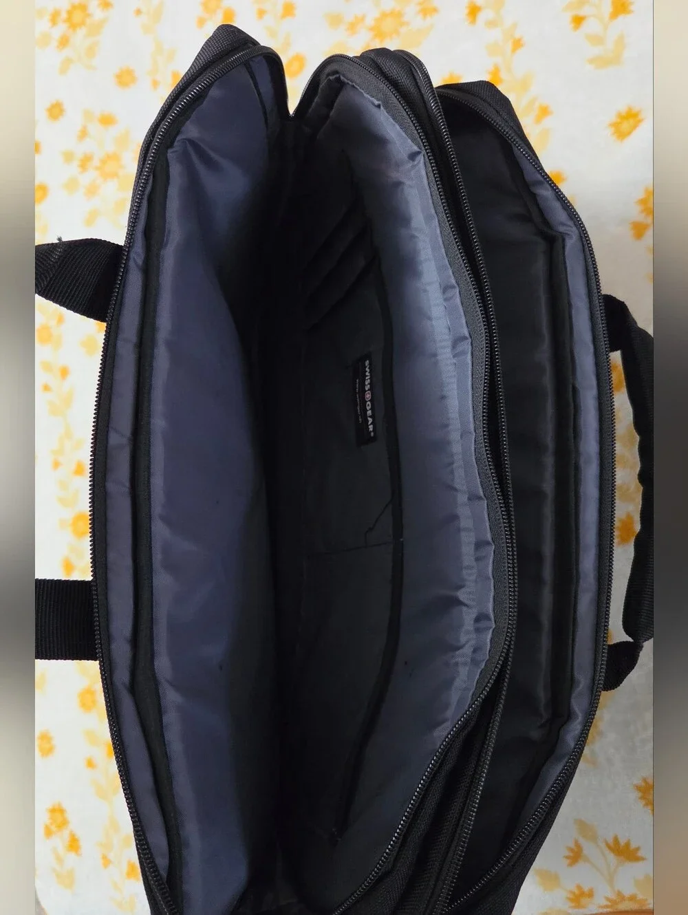 SwissGear Anthem 17